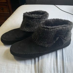 Airwalk black slippers